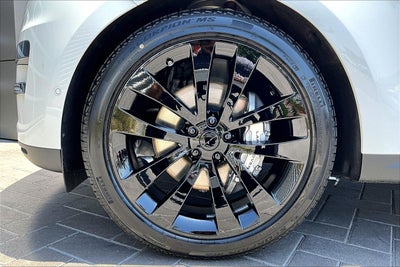2026 Land Rover Range Rover Sport SE