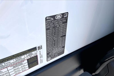 2026 Land Rover Range Rover Sport SE