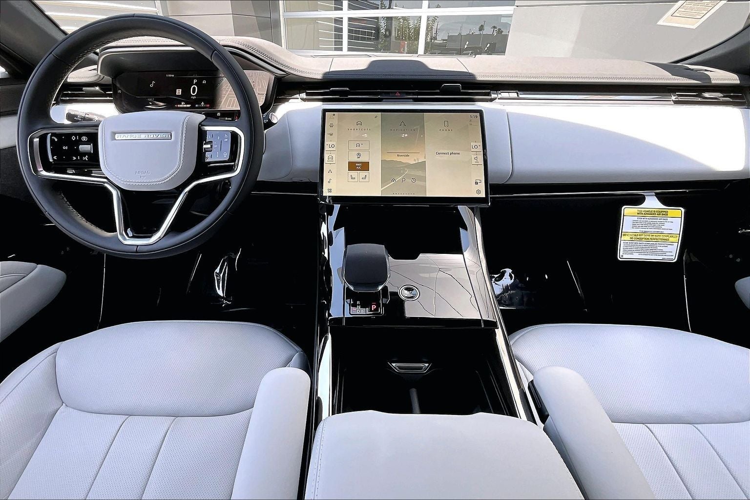 2026 Land Rover Range Rover Sport SE