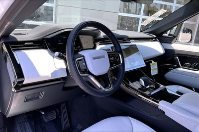 2026 Land Rover Range Rover Sport SE