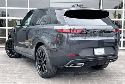 2026 Land Rover Range Rover Sport SE