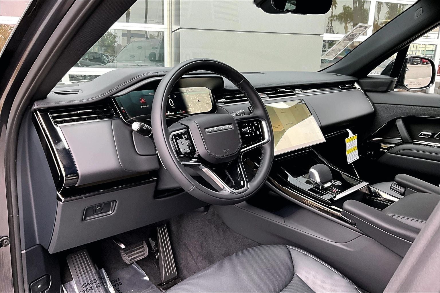 2026 Land Rover Range Rover Sport SE