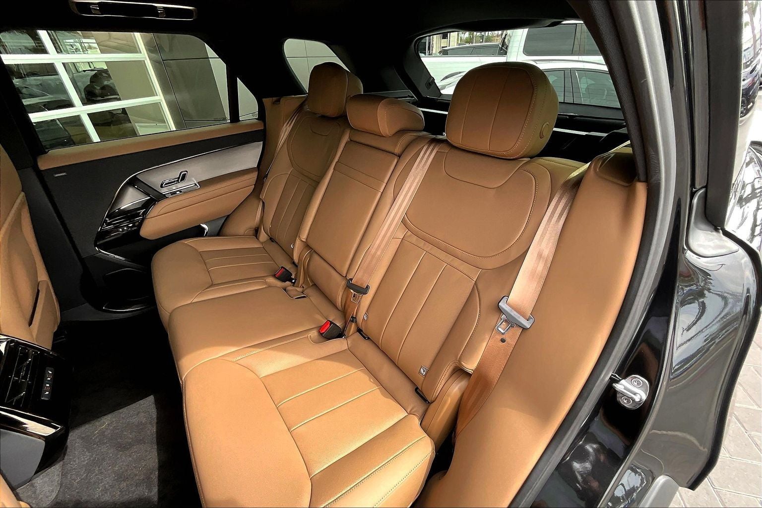 2026 Land Rover Range Rover Sport SE