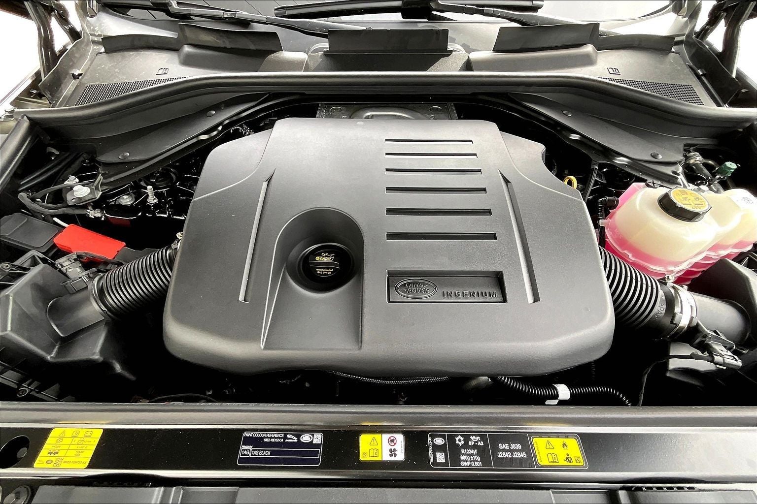 2026 Land Rover Range Rover Sport SE