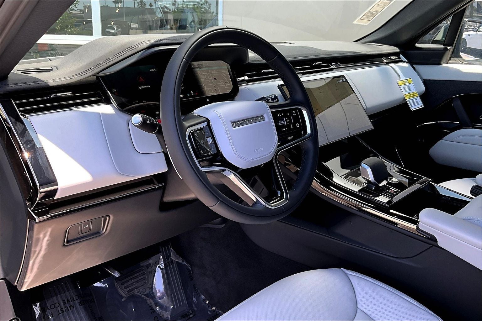 2026 Land Rover Range Rover Sport SE
