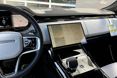2026 Land Rover Range Rover Sport SE