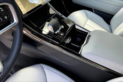 2026 Land Rover Range Rover Sport SE