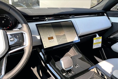 2026 Land Rover Range Rover Sport SE
