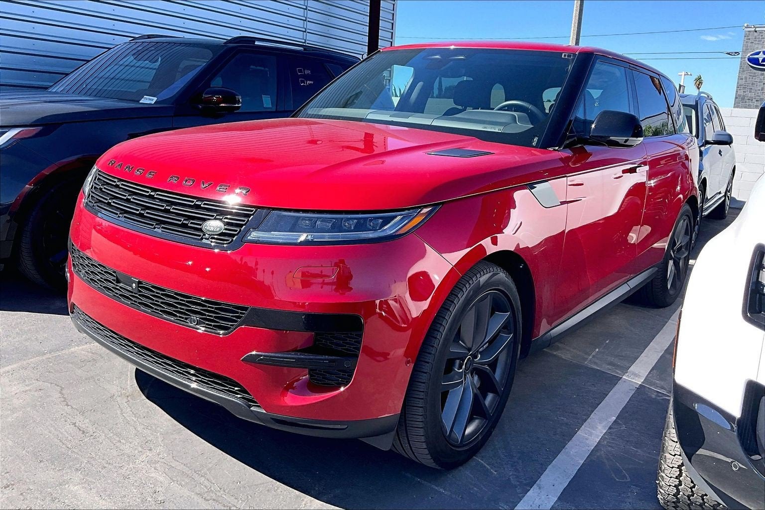 2025 Land Rover Range Rover Sport SE