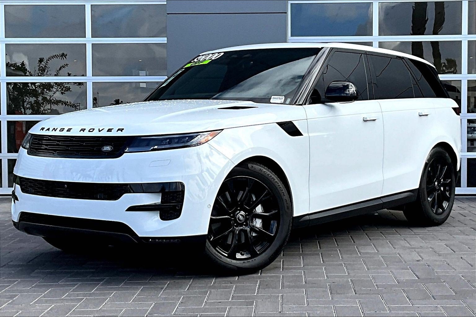 2025 Land Rover Range Rover Sport SE