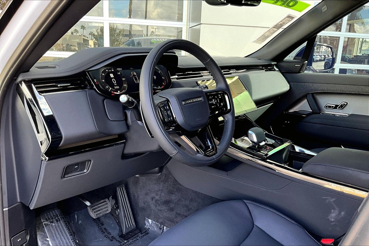 2025 Land Rover Range Rover Sport SE