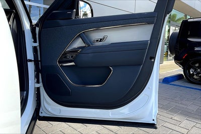 2025 Land Rover Range Rover Sport SE
