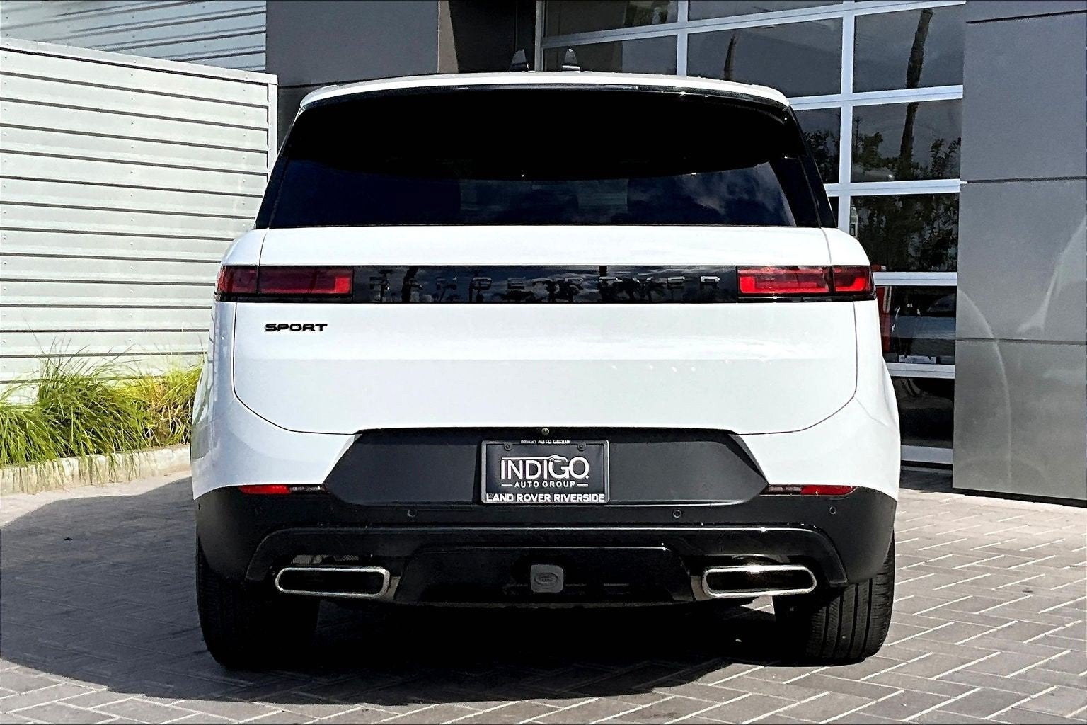2025 Land Rover Range Rover Sport SE