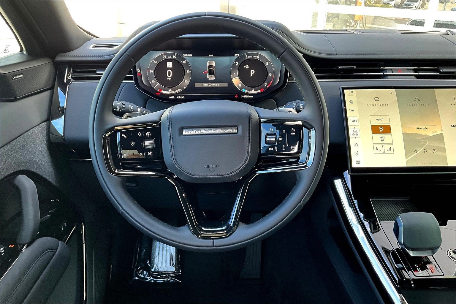 2025 Land Rover Range Rover Sport SE