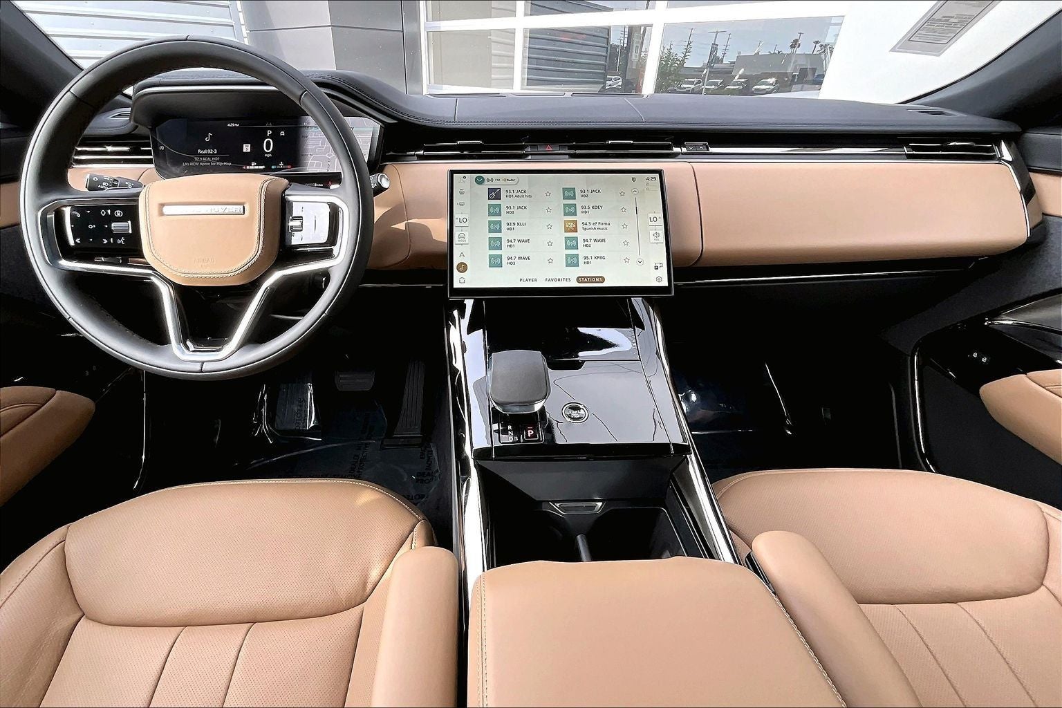 2026 Land Rover Range Rover Sport SE