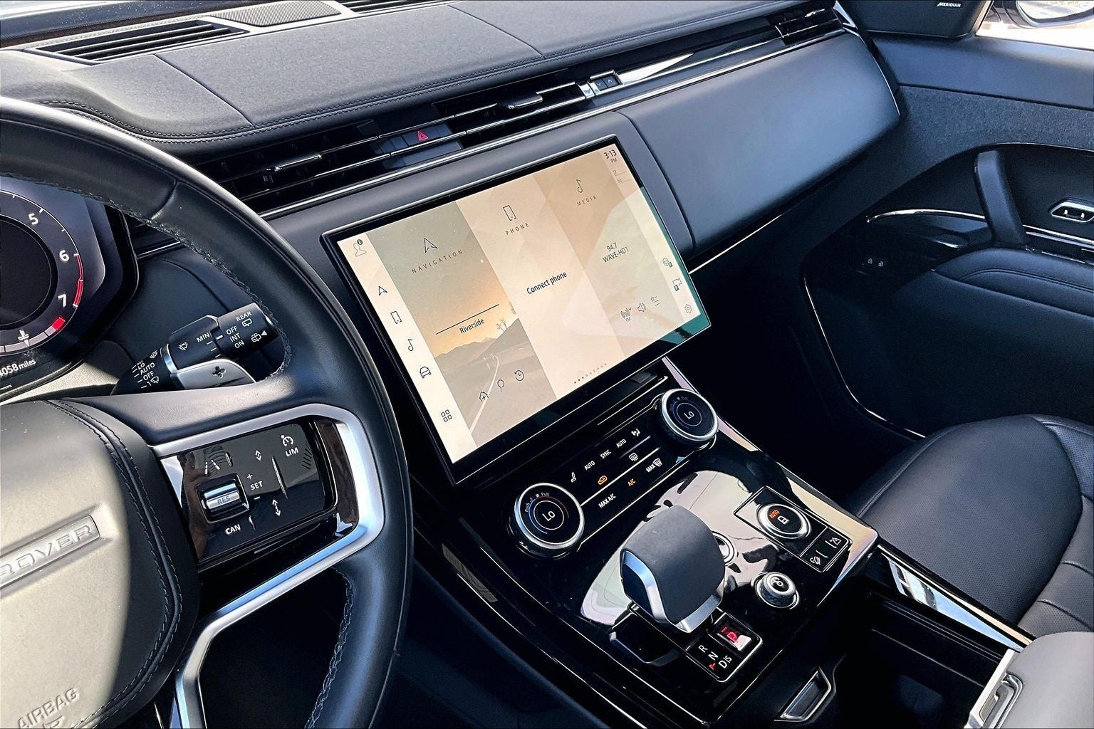 2023 Land Rover Range Rover Sport SE