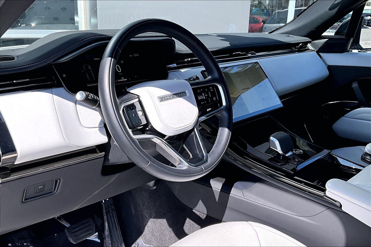 2025 Land Rover Range Rover Sport SE