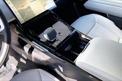 2025 Land Rover Range Rover Sport SE