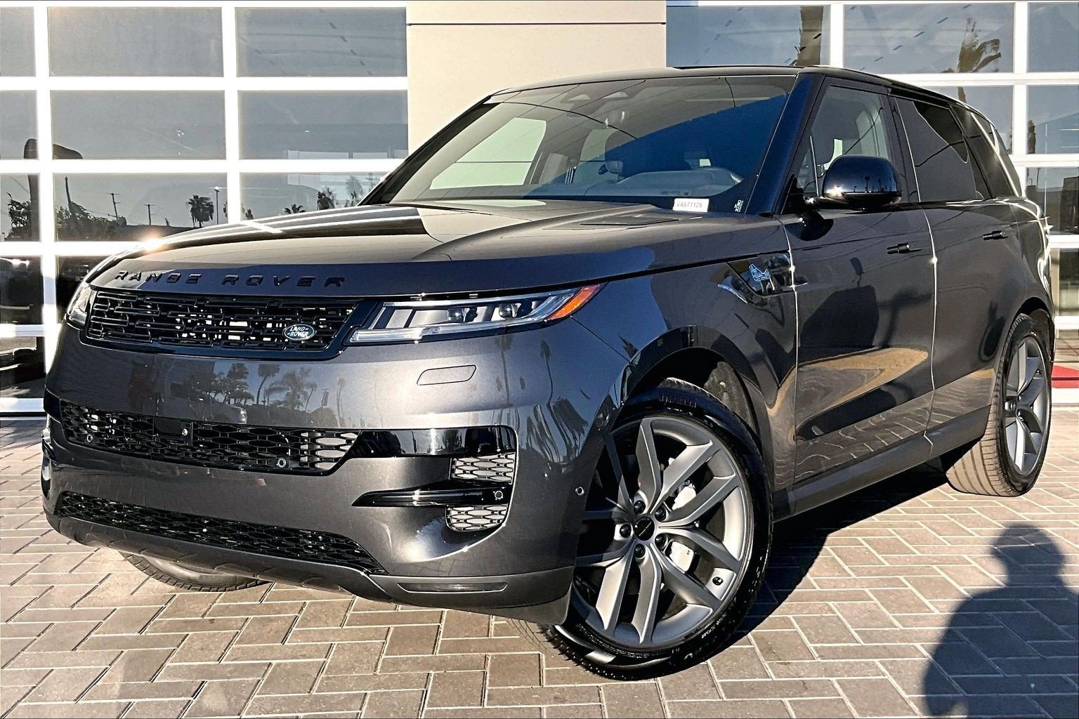 2027 Land Rover Range Rover Sport SE
