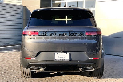 2027 Land Rover Range Rover Sport SE
