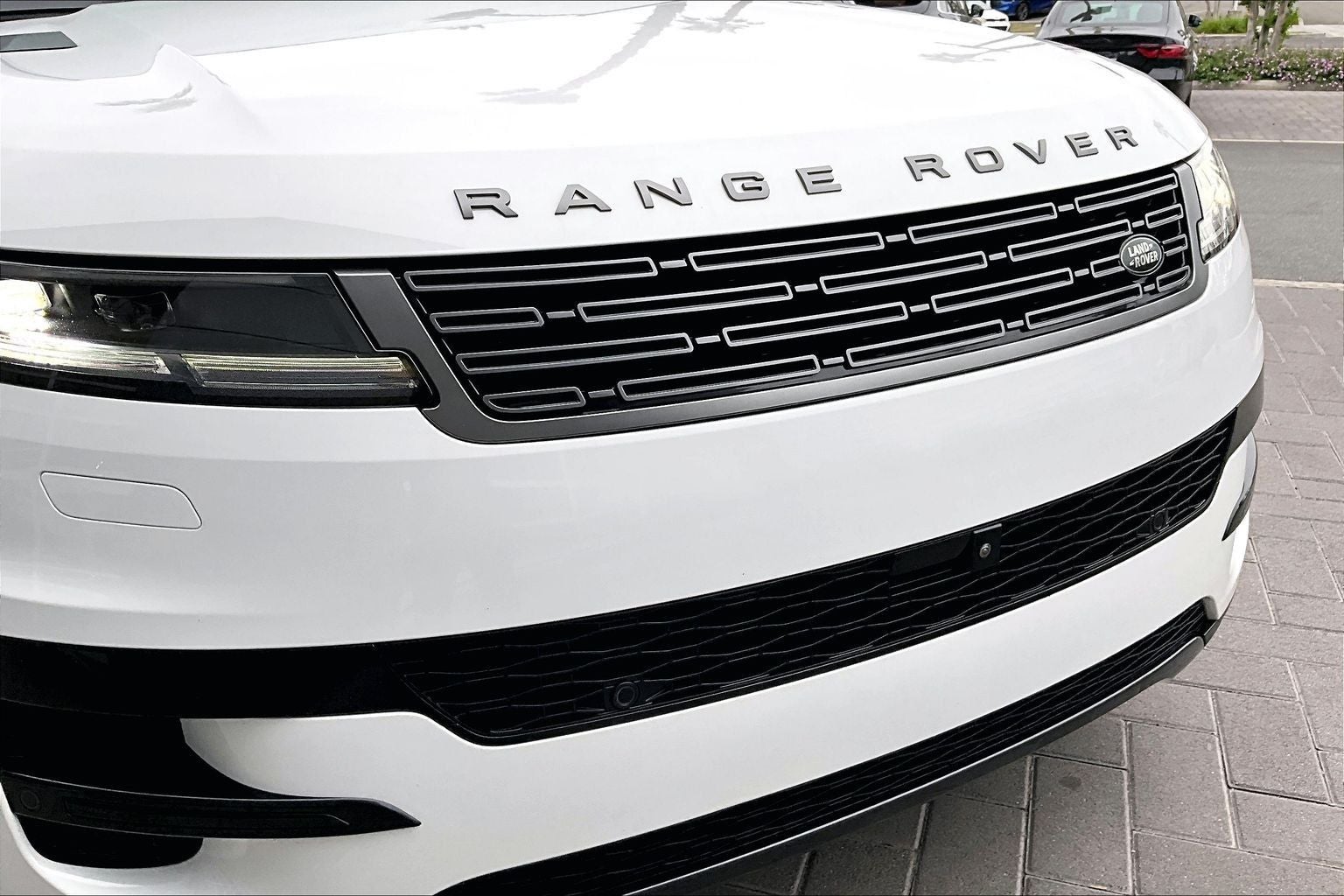 2024 Land Rover Range Rover Sport SE