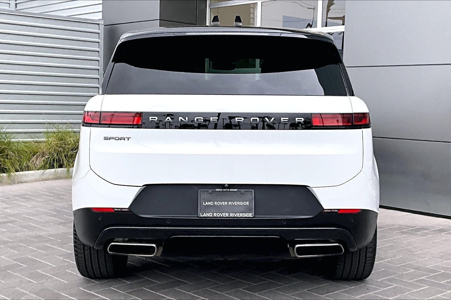 2024 Land Rover Range Rover Sport SE