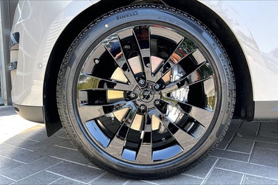 2026 Land Rover Range Rover Sport SE
