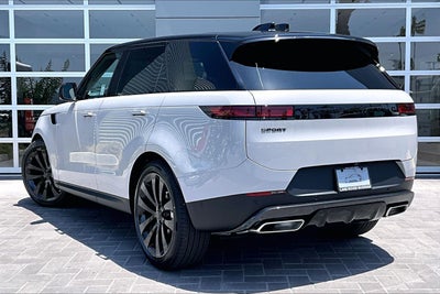 2026 Land Rover Range Rover Sport SE