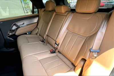 2026 Land Rover Range Rover Sport SE