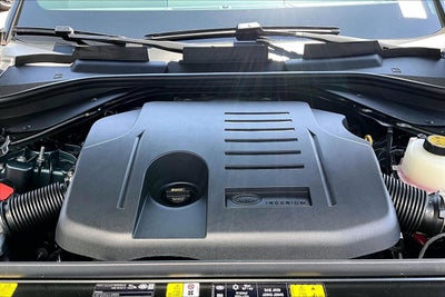 2026 Land Rover Range Rover Sport SE