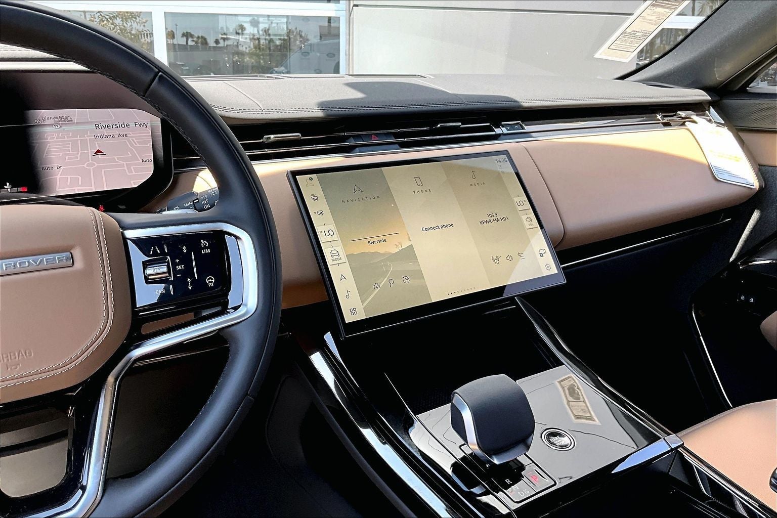 2026 Land Rover Range Rover Sport SE