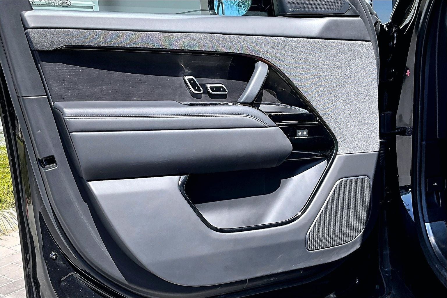 2024 Land Rover Range Rover Sport SE