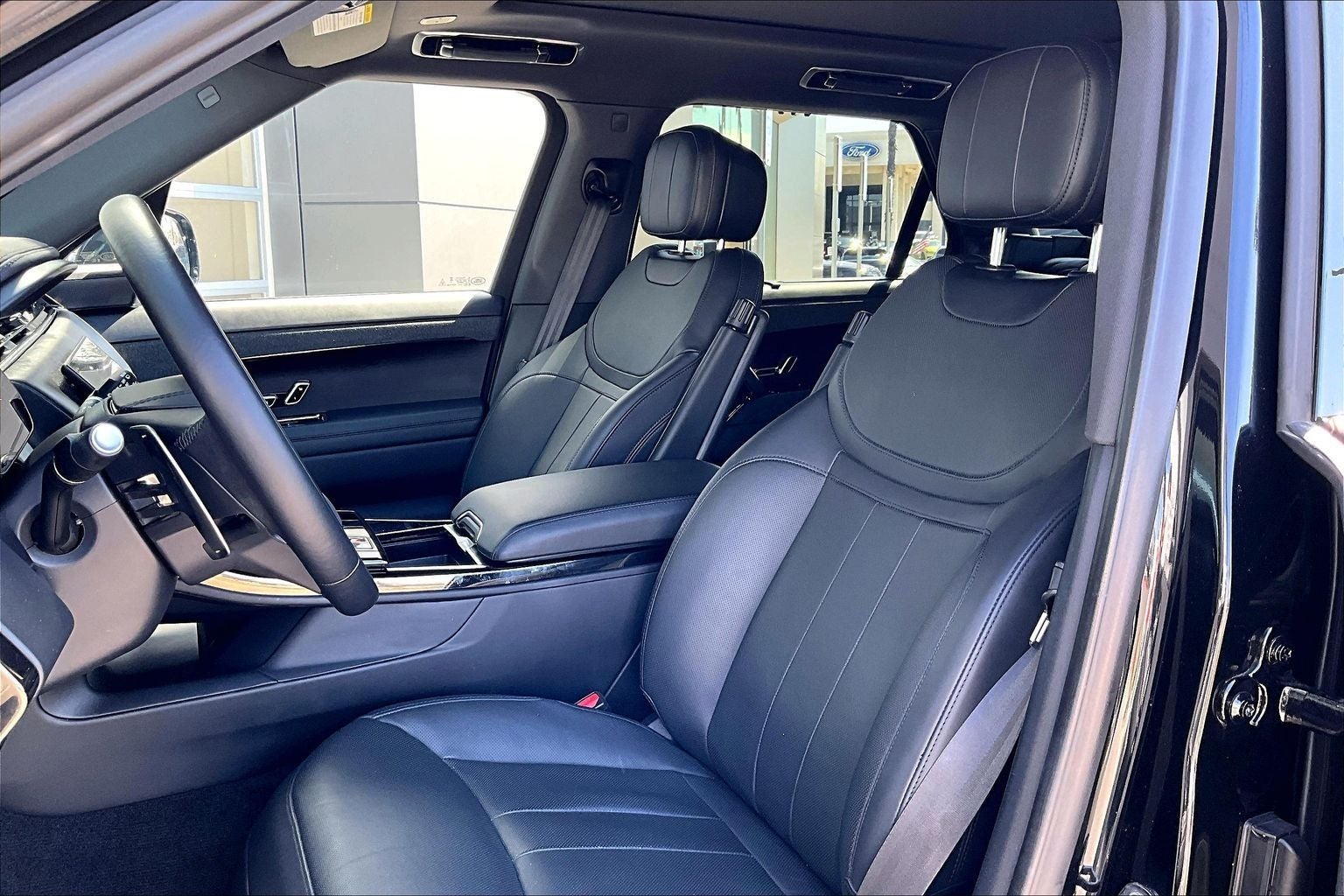 2024 Land Rover Range Rover Sport SE