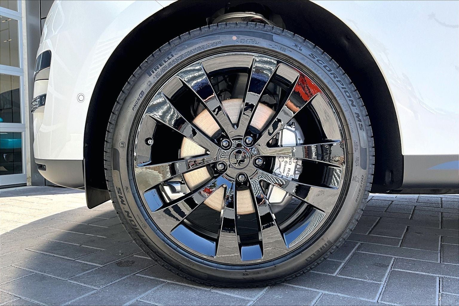 2026 Land Rover Range Rover Sport SE