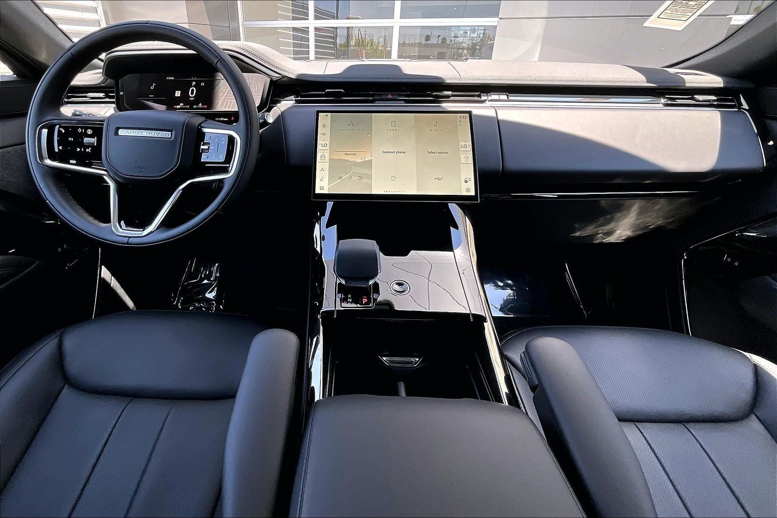 2026 Land Rover Range Rover Sport SE