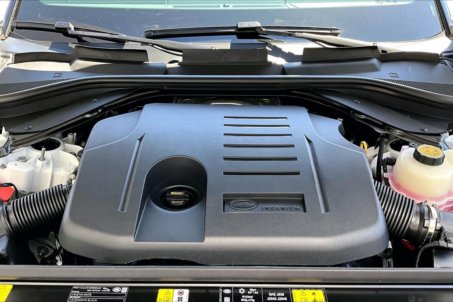 2026 Land Rover Range Rover Sport SE
