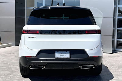 2026 Land Rover Range Rover Sport SE