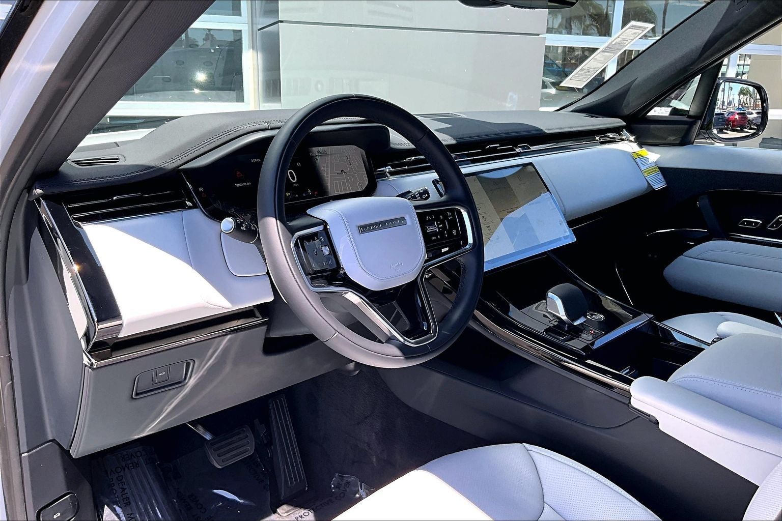 2026 Land Rover Range Rover Sport SE