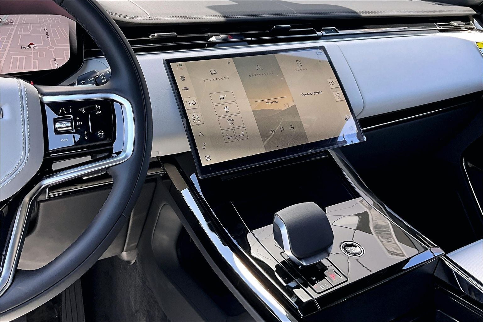 2026 Land Rover Range Rover Sport SE