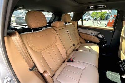2025 Land Rover Range Rover Sport SE