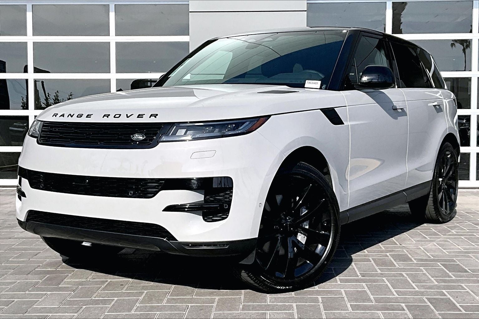 2026 Land Rover Range Rover Sport SE