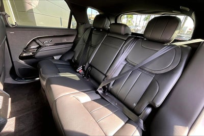 2026 Land Rover Range Rover Sport SE