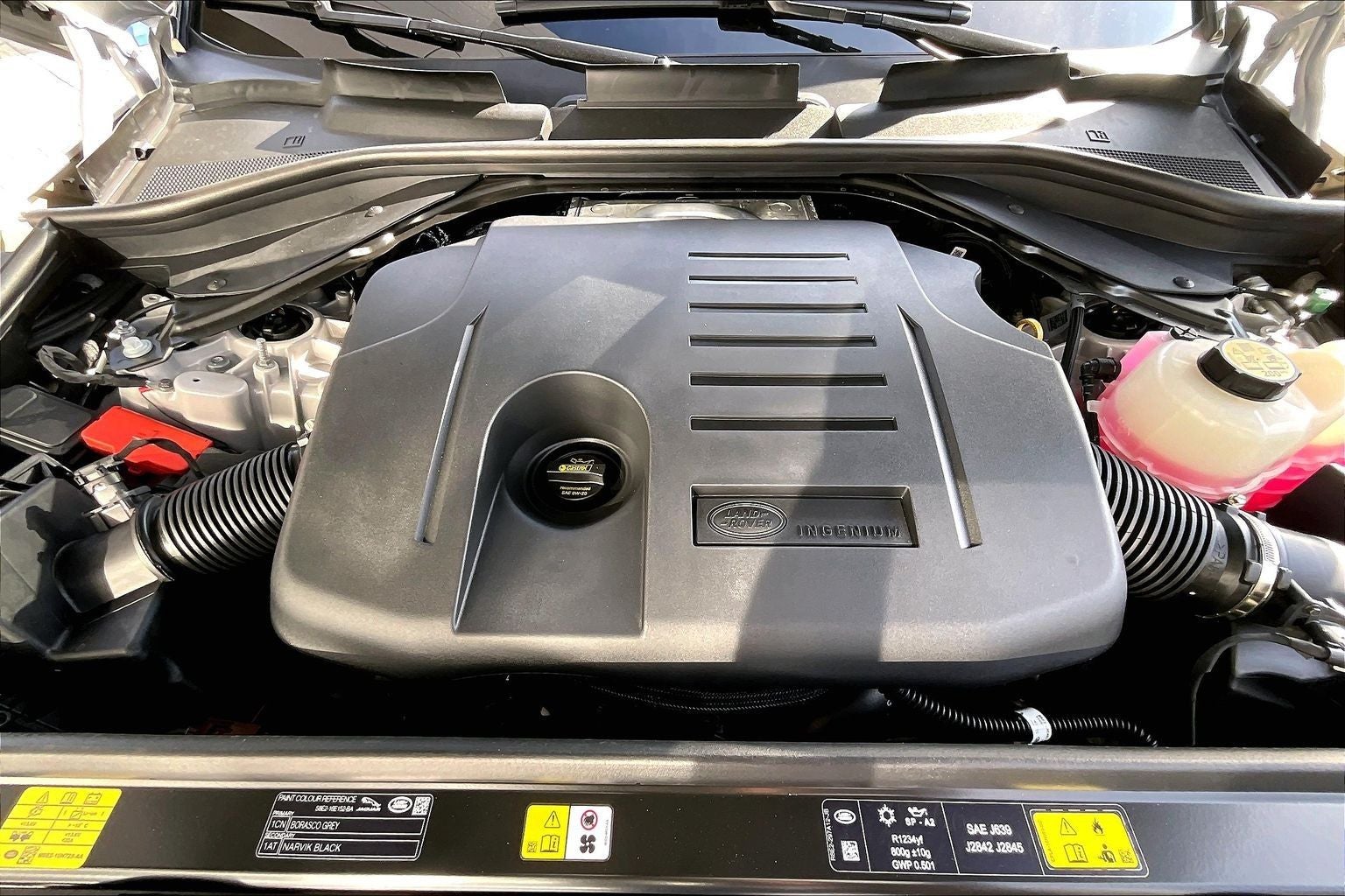 2026 Land Rover Range Rover Sport SE