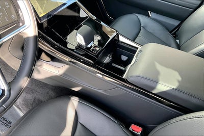 2026 Land Rover Range Rover Sport SE