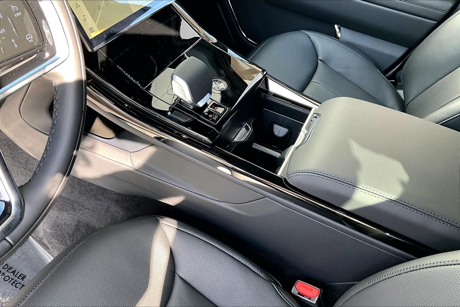 2026 Land Rover Range Rover Sport SE