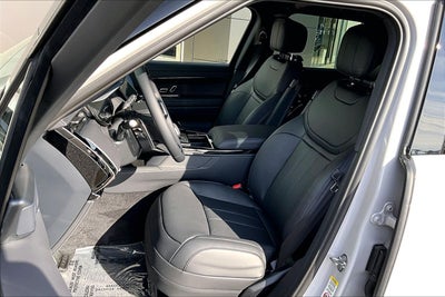 2026 Land Rover Range Rover Sport SE