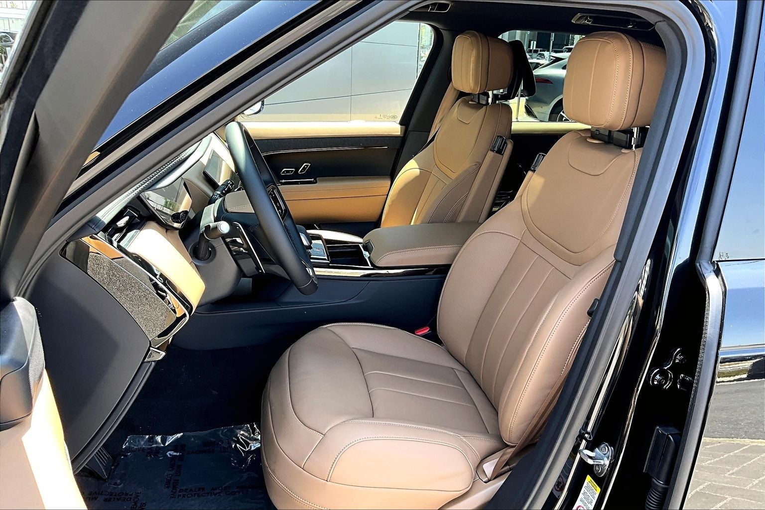 2026 Land Rover Range Rover Sport SE