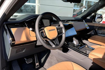 2026 Land Rover Range Rover Sport SE