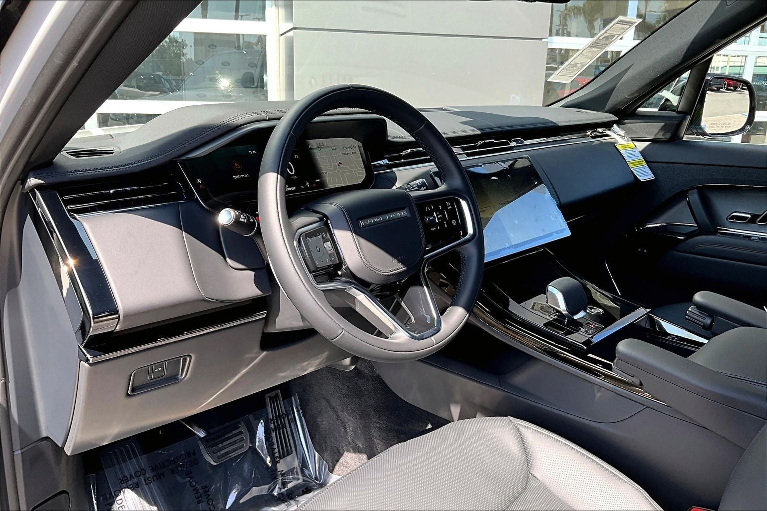 2026 Land Rover Range Rover Sport SE