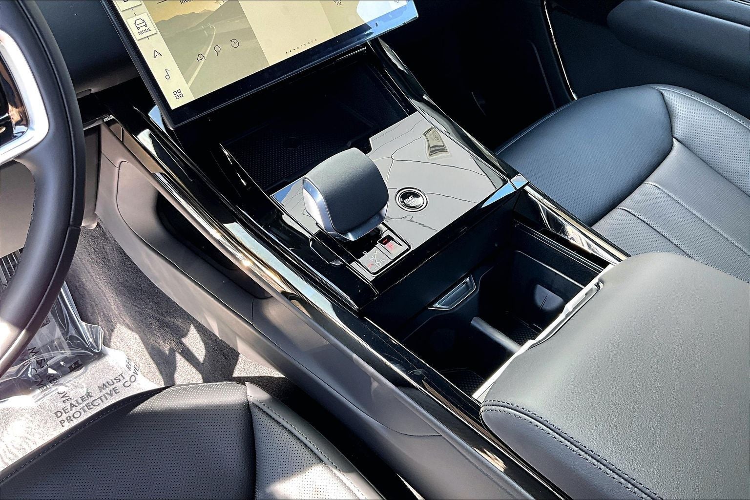 2026 Land Rover Range Rover Sport SE